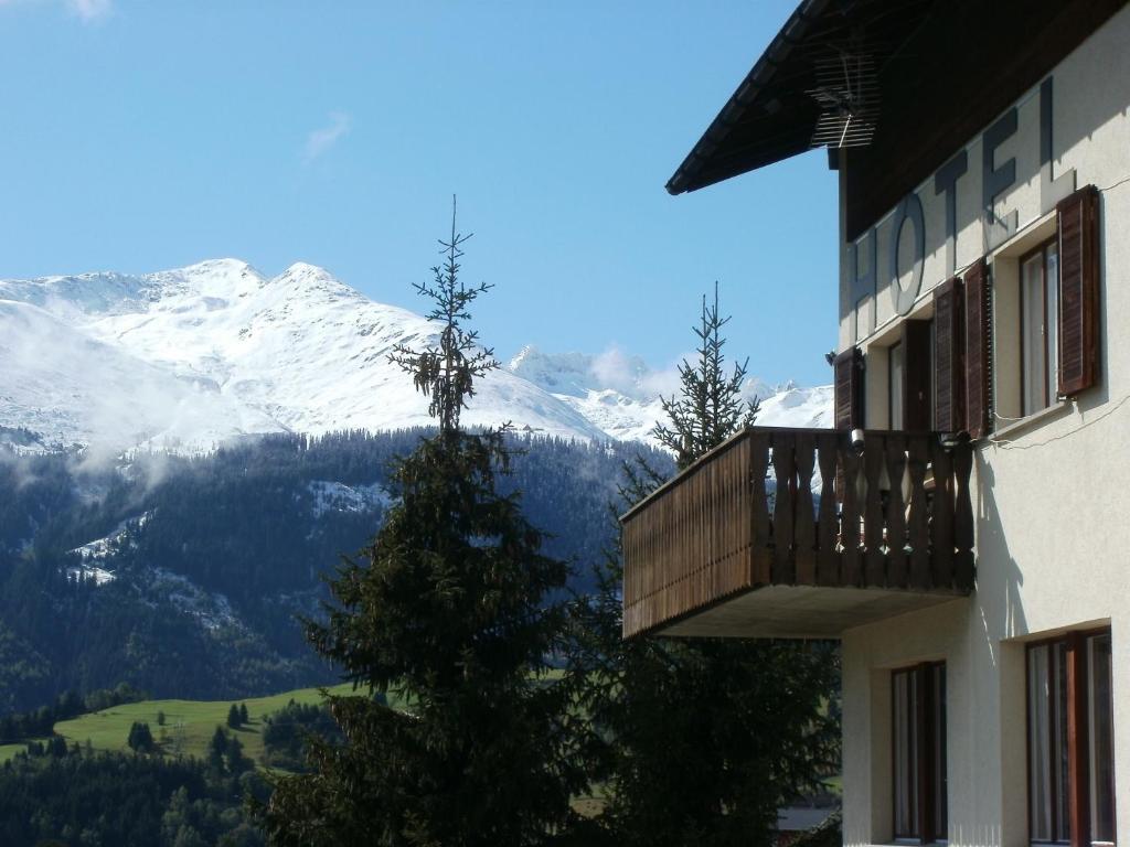 Hotel Pez Ault Disentis Exterior photo