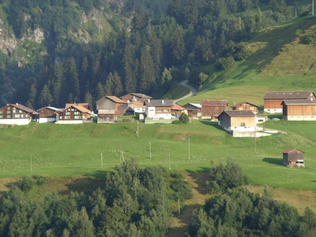 Hotel Pez Ault Disentis Exterior photo